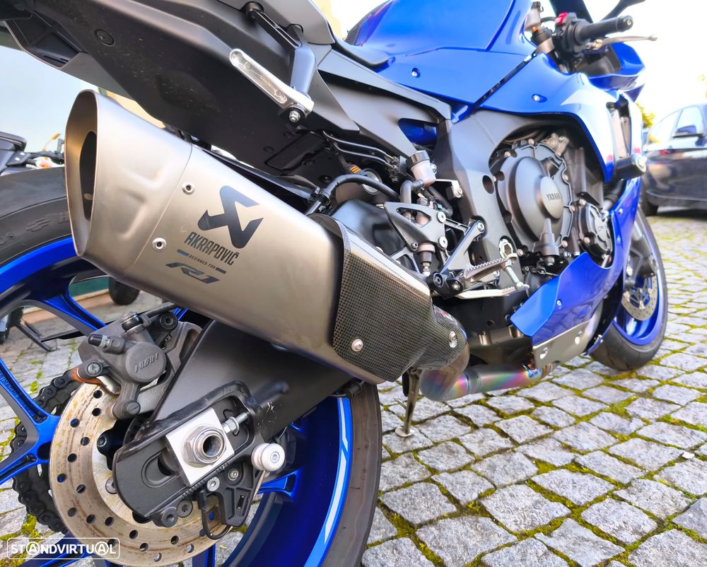 Yamaha YZF R1 AKRAPOVIC - 7