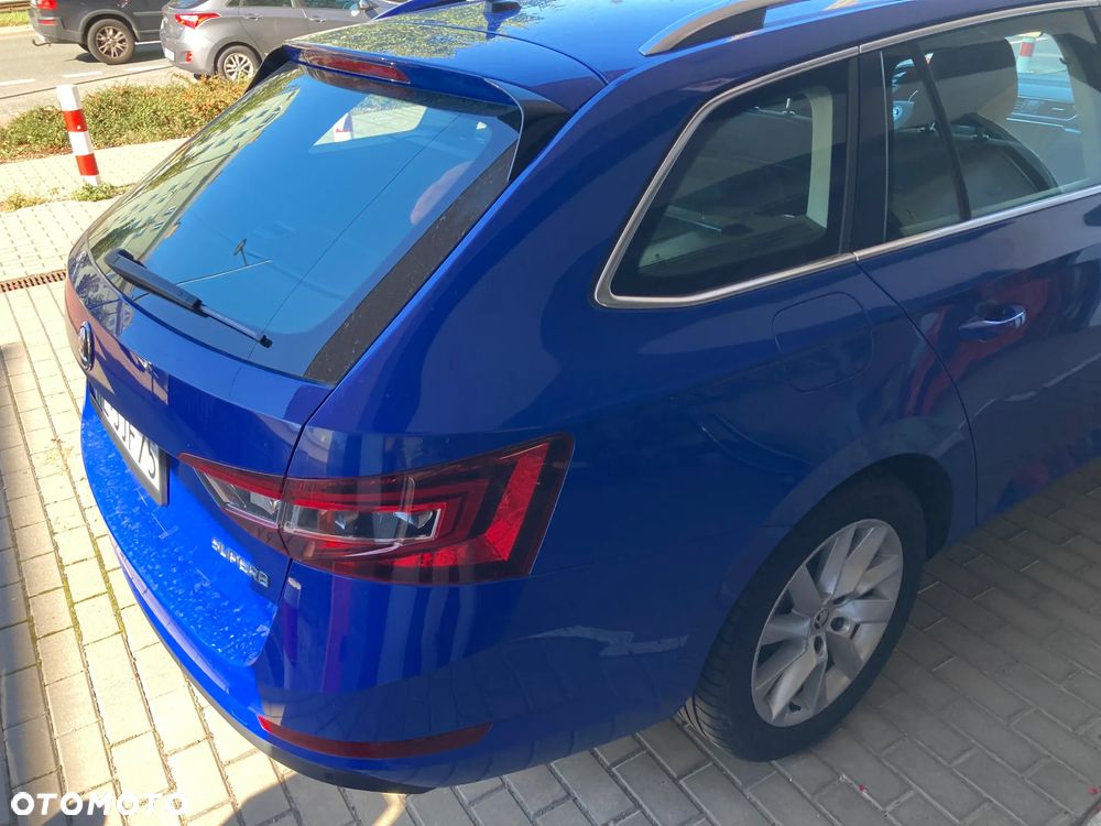 Skoda Superb 2.0 TDI DSG Style - 5