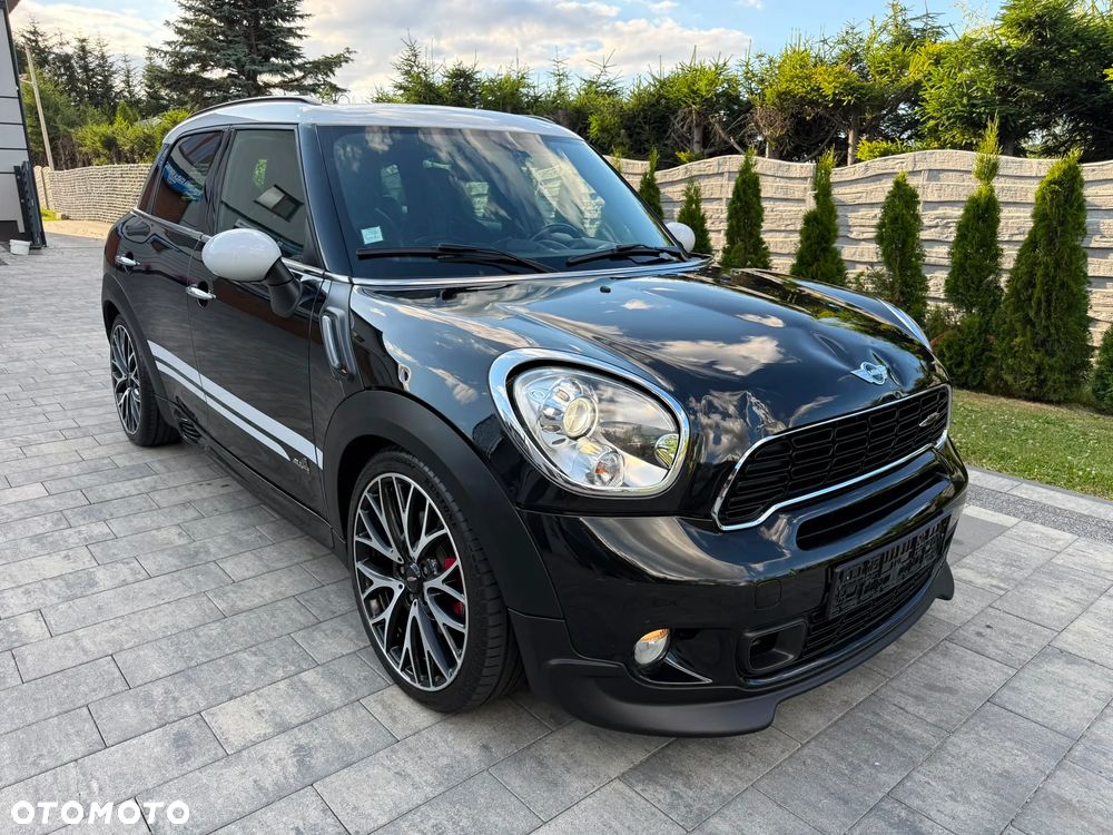 MINI John Cooper Works All4 - 2
