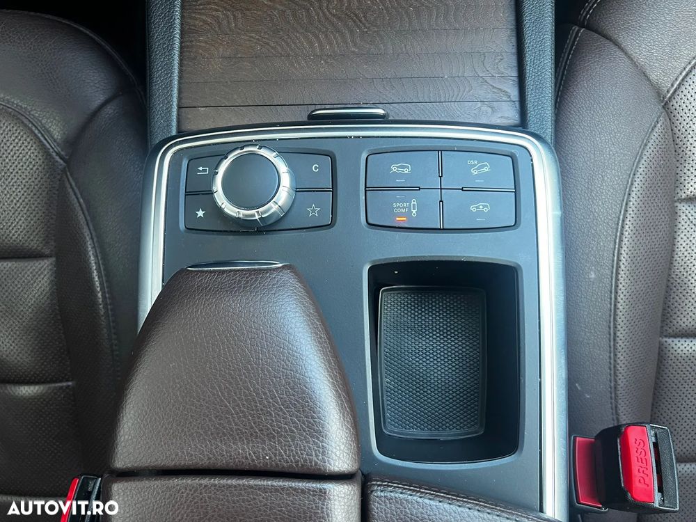Mercedes-Benz ML 350 BlueTec 4MATIC Aut - 13