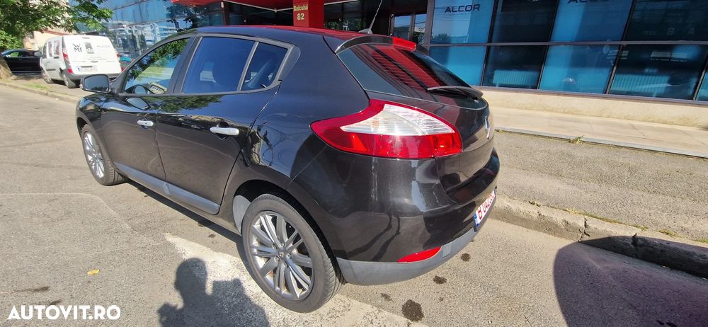 Renault Megane TCe 130 Dynamique - 2