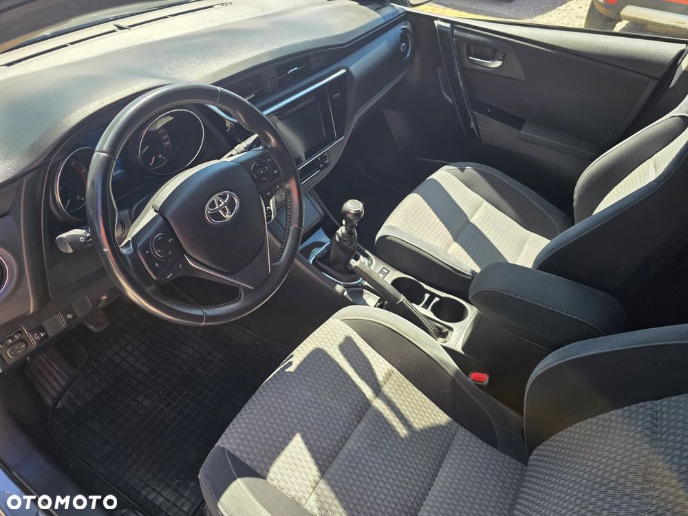 Toyota Auris 1.2 T Dynamic - 16