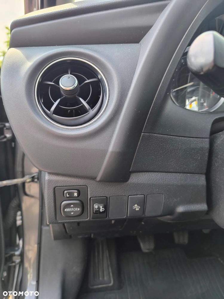 Toyota Corolla 1.6 Comfort - 20