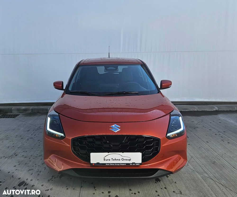 Suzuki Swift 1.2 Dualjet 12V MHEV CVT Spirit - 4