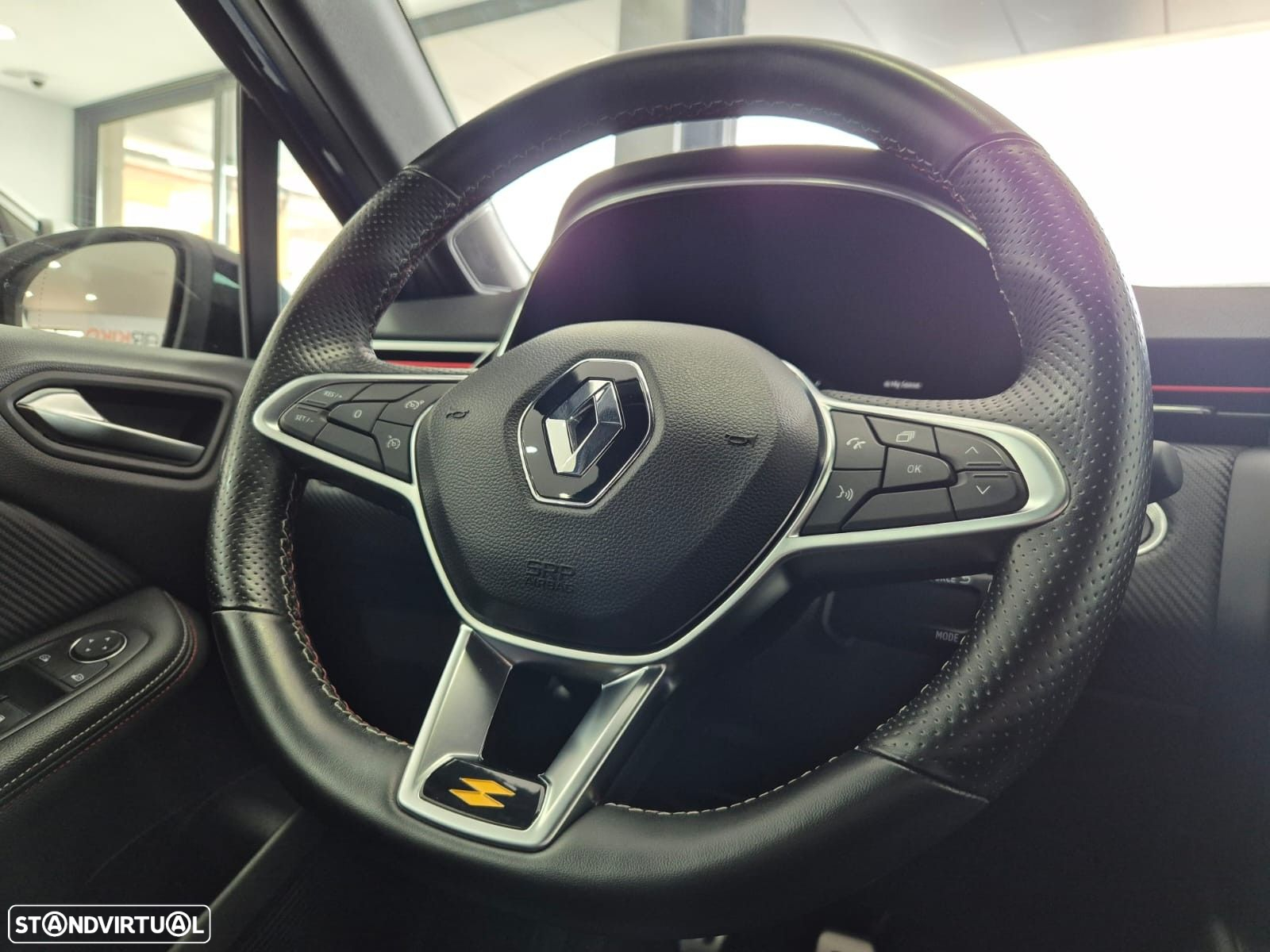 Renault Clio 1.0 TCe RS Line - 15