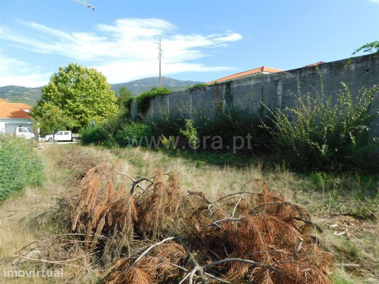 Lote / Seia, Santa Marinha e São Martinho - Grande imagem: 2/3