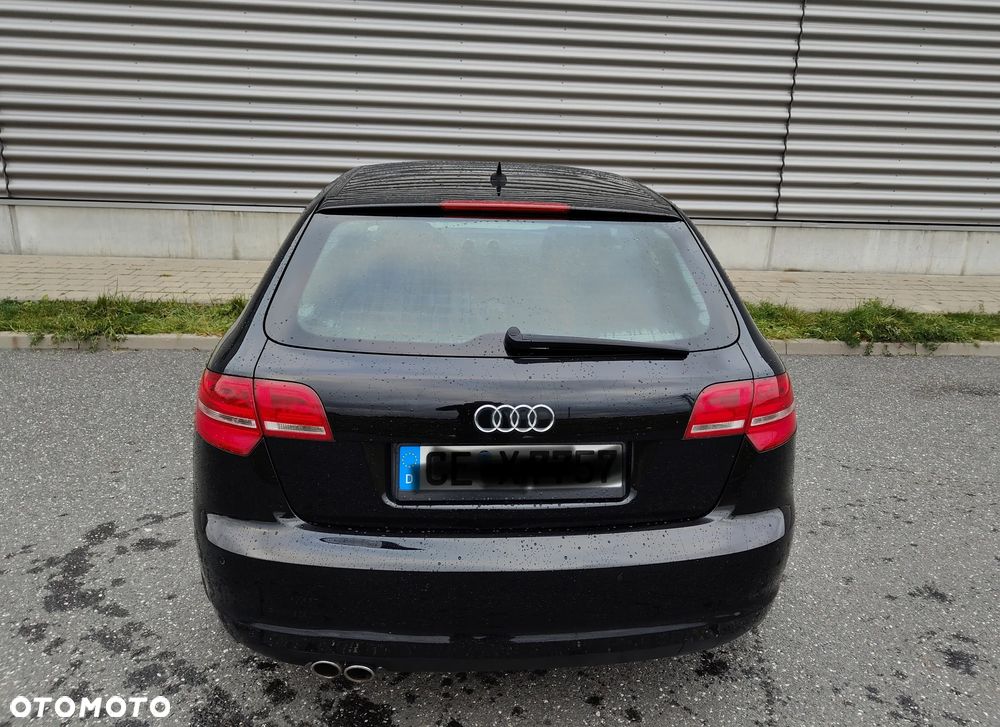Audi A3 Sportback 2.0 TDI S line Sportpaket plus - 5