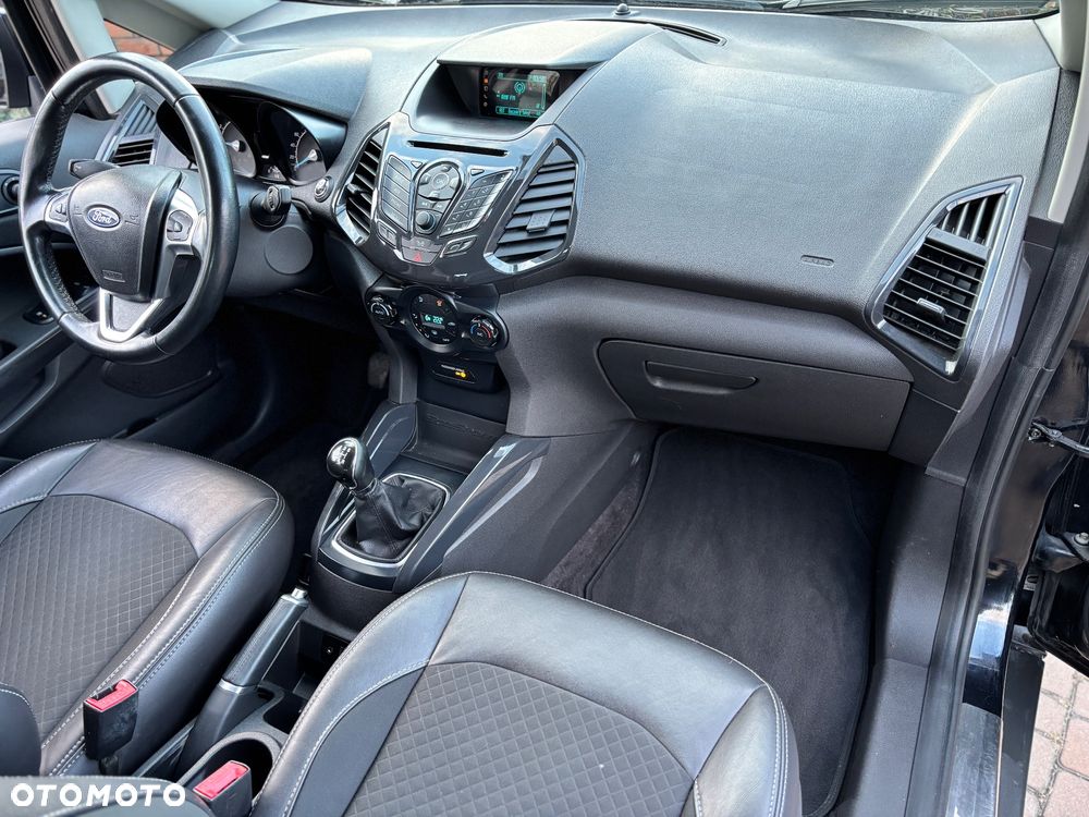 Ford EcoSport - 27