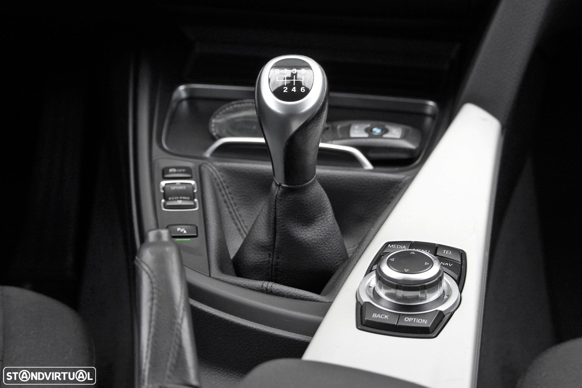 BMW 318 d Touring - 24