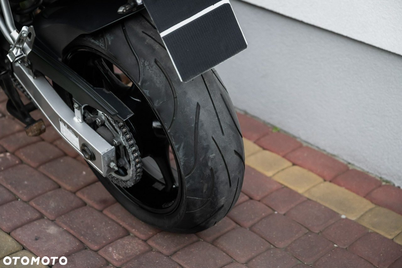 Yamaha FZ - 8