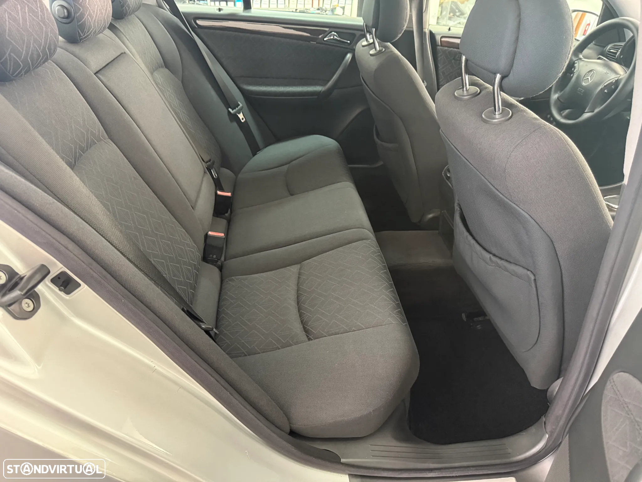 Mercedes-Benz C 220 - 15
