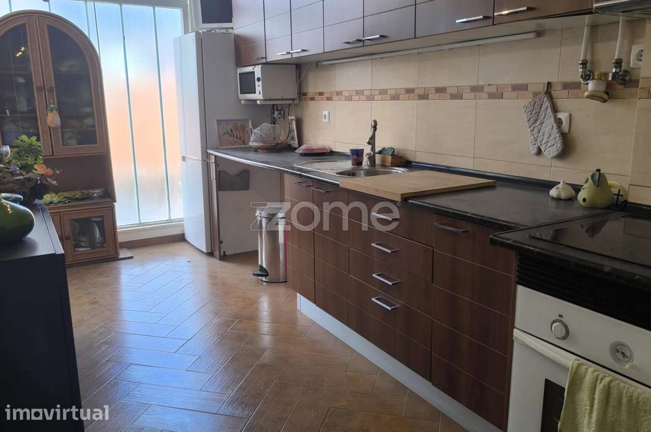 Excelente apartamento T3 - Grande imagem: 4/8
