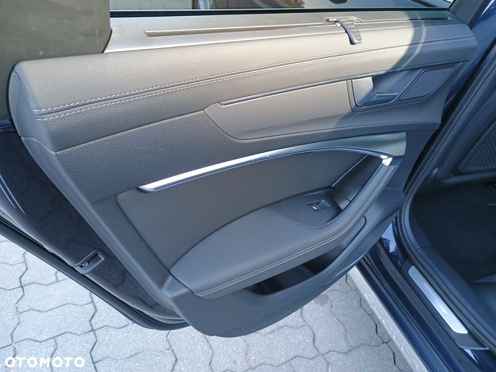 Audi A6 Allroad - 11