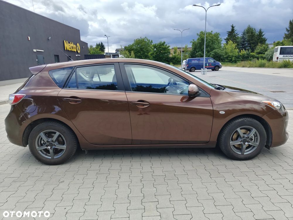 Mazda 3 - 4