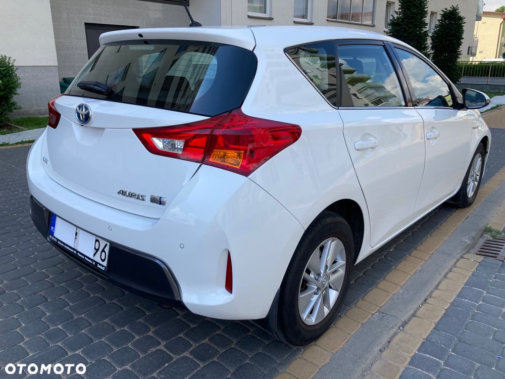 Toyota Auris - 2