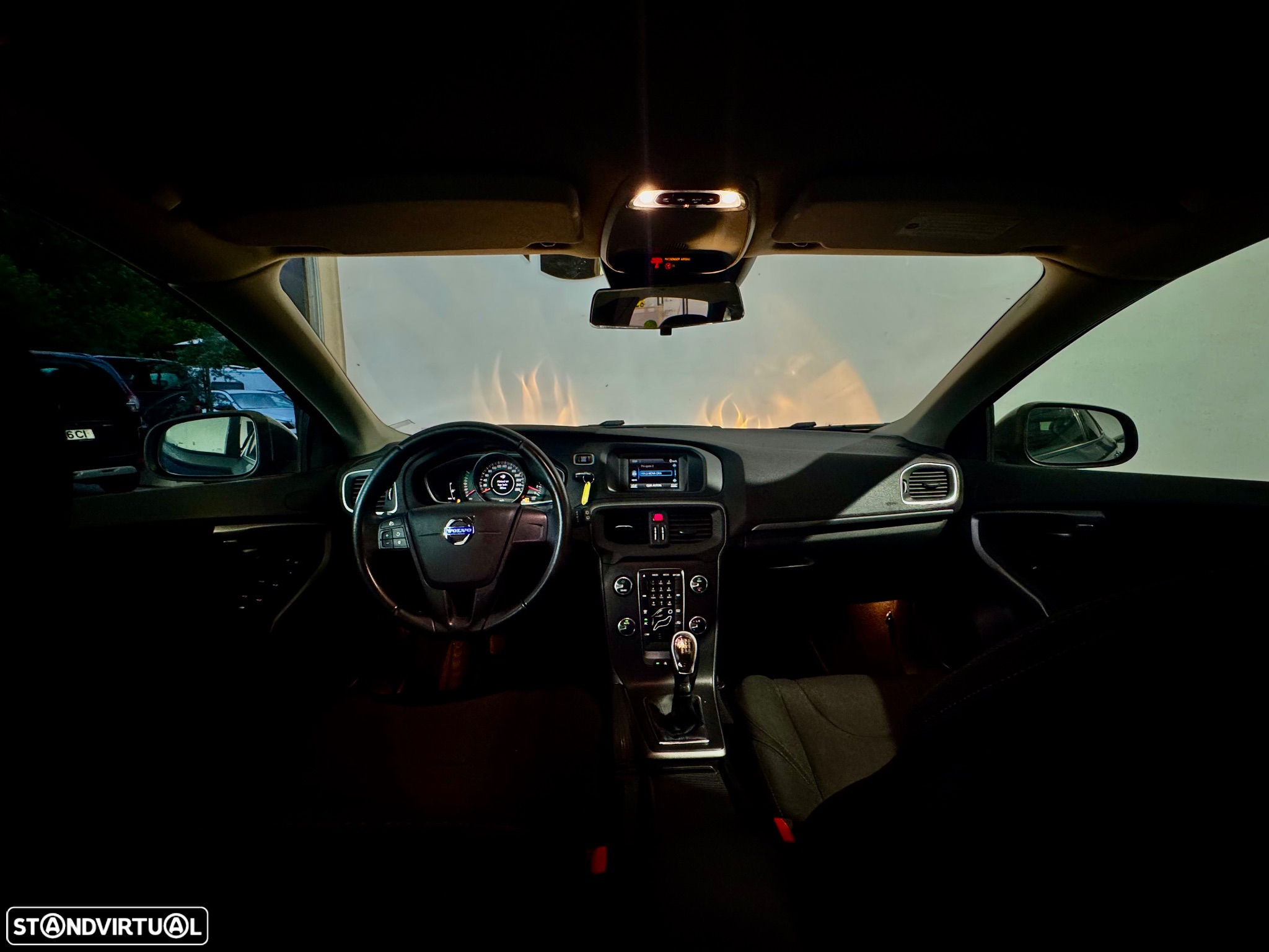 Volvo V40 1.6 D2 Eco Kinetic - 12