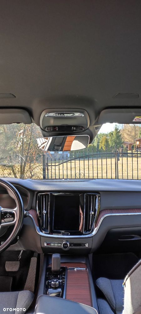 Volvo V60 Cross Country - 19