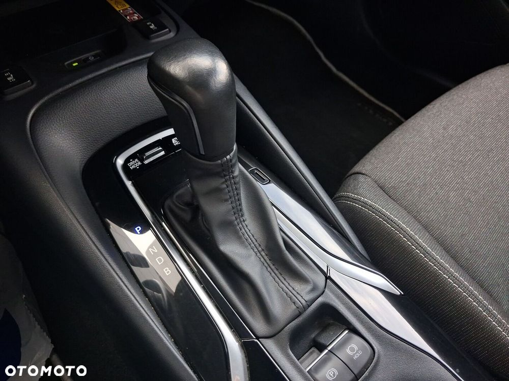 Toyota Corolla 1.8 Hybrid Comfort - 26