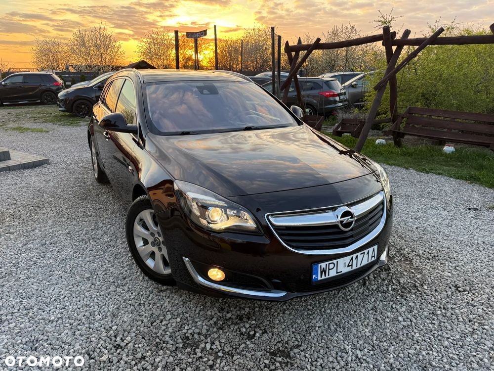 Opel Insignia - 1