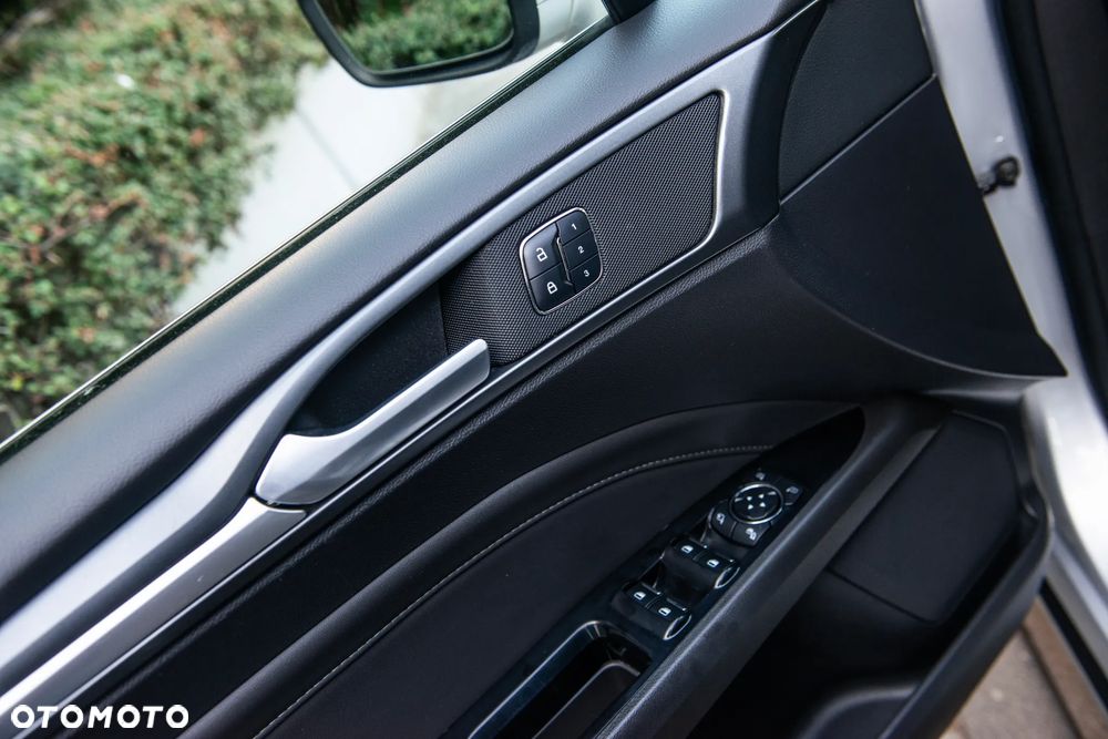 Ford Mondeo 2.0 TDCi STart-Stopp PowerShift-Aut Titanium - 31