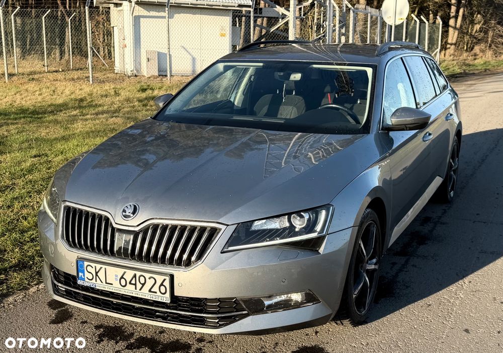Skoda Superb 2.0 TDI Style DSG - 2