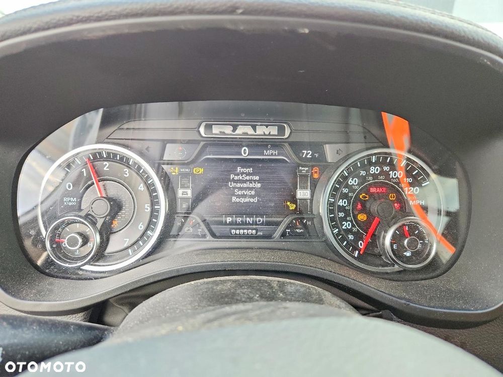 RAM 1500 Crew Cab Shortbed Bighorn - 11