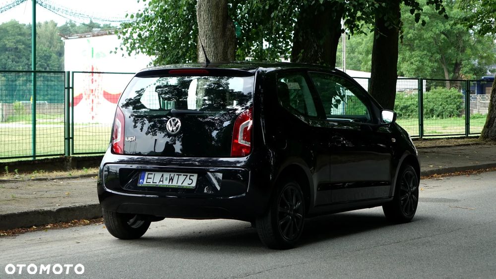 Volkswagen up! move - 29
