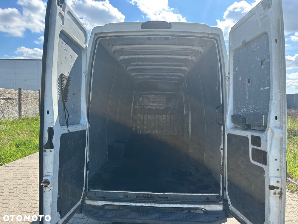 Iveco DAILY 35S15 - 5