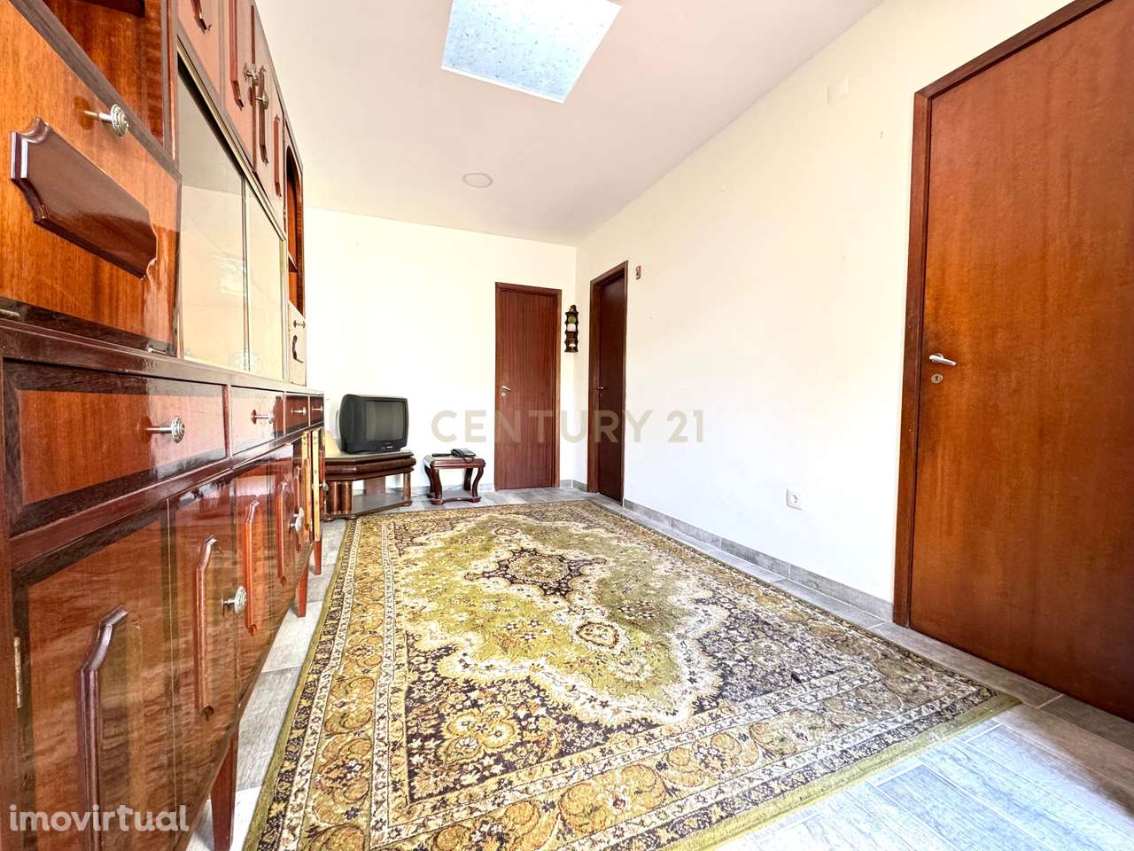 Moradia T2 com Terreno e Anexos a 5min do Norteshoping em Custóias, Ma - Grande imagem: 3/15