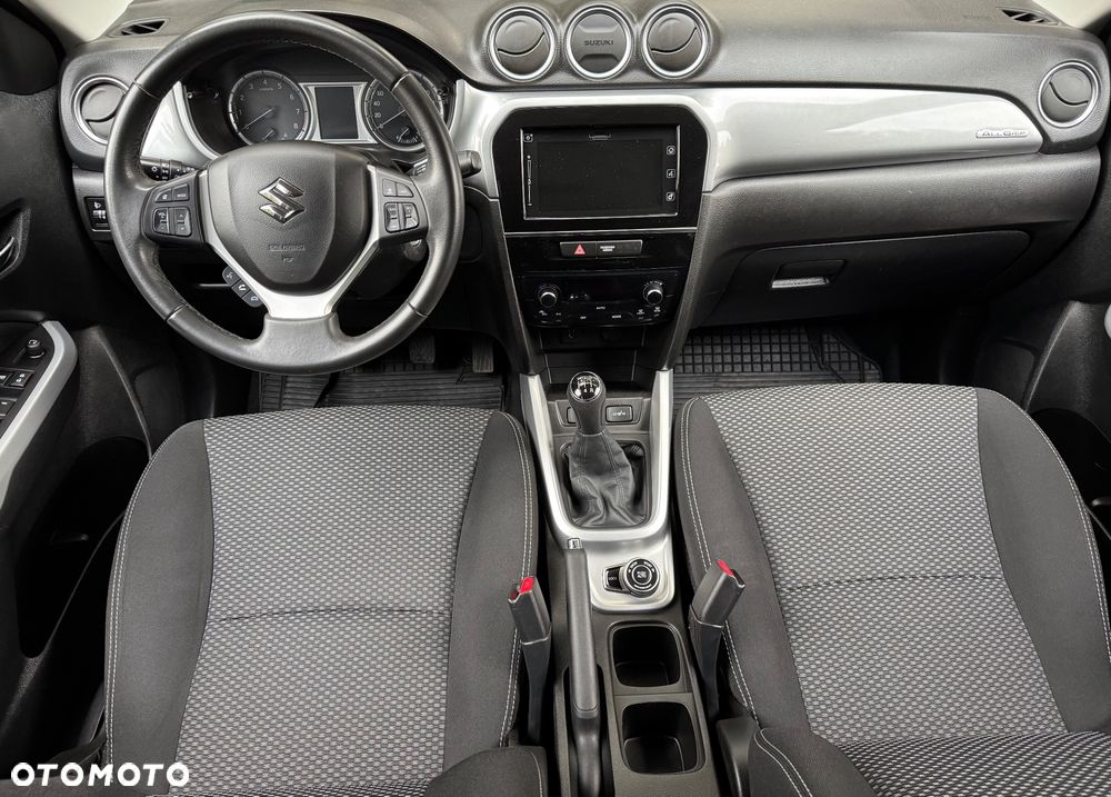 Suzuki Vitara 1.6 (4x4) Allgrip Comfort+ - 12