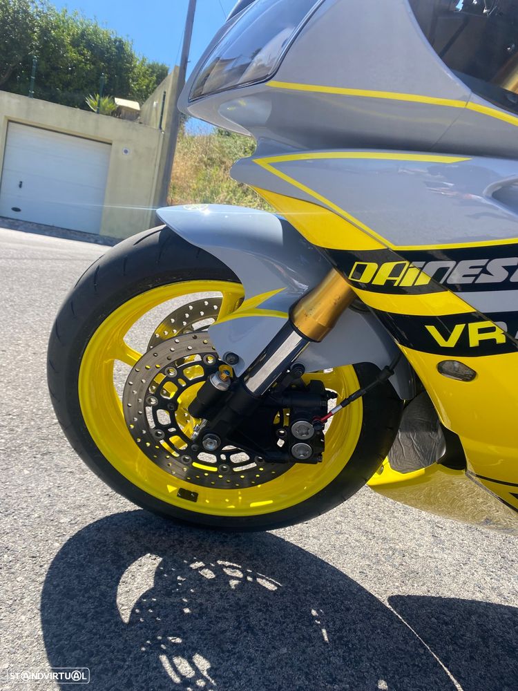 Yamaha YZF R6 (RJ15) - 11