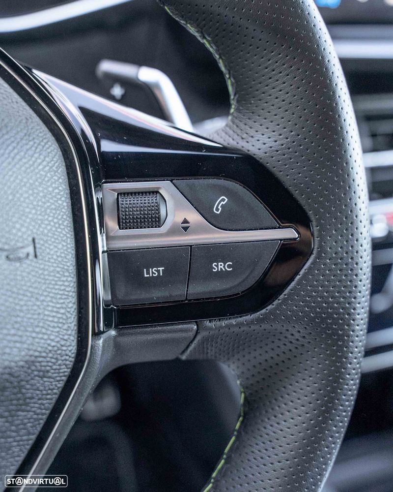 Peugeot 208 1.2 Hybrid GT e-DCS6 - 19