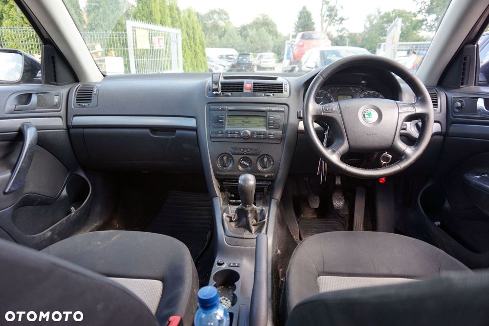 SKODA OCTAVIA II 1Z5 KOMBI 2006 9901 LV7F 1.9 TDI BKC 105KM GQQ SZARY na części - 10