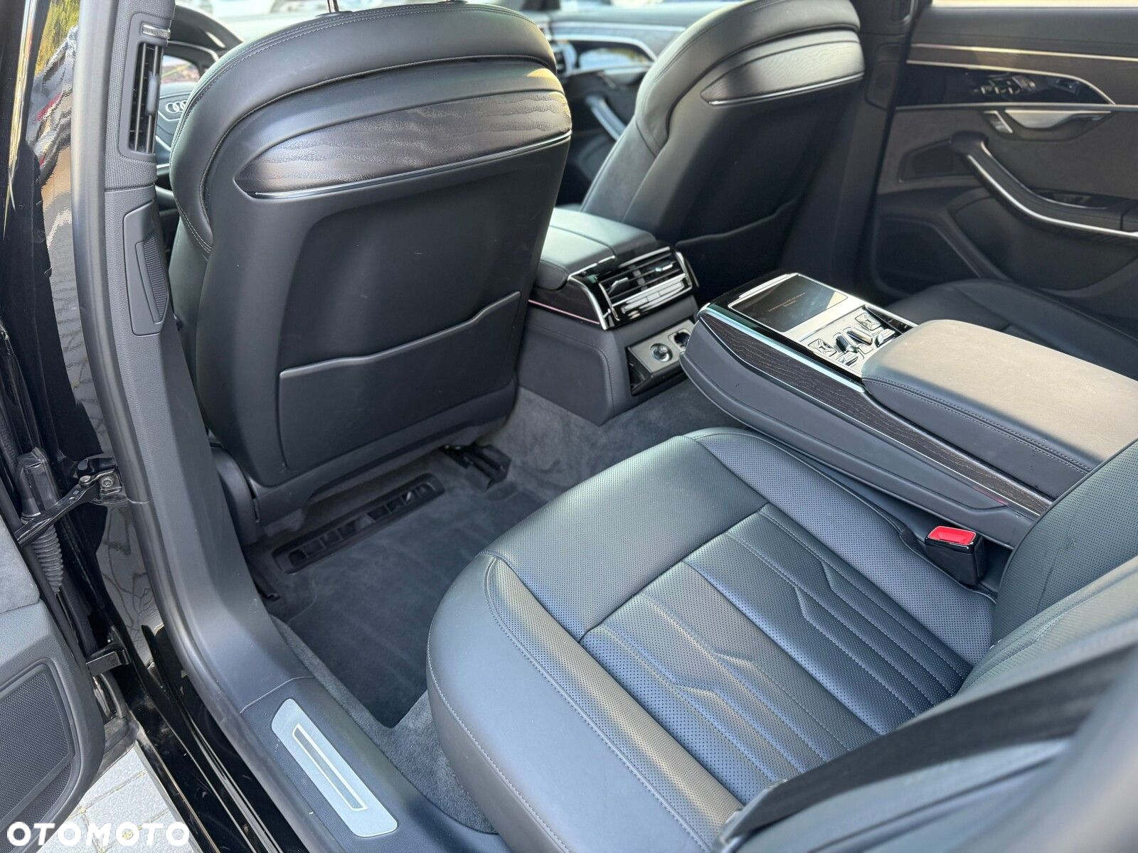 Audi A8 - 23