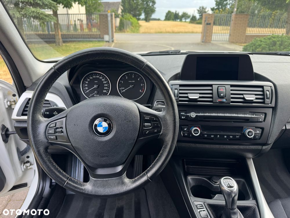 BMW Seria 1 116d - 19