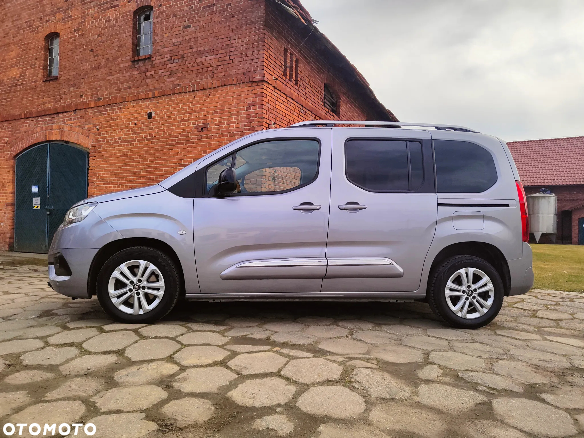 Toyota Proace City Verso 1.5 D-4D Family - 6