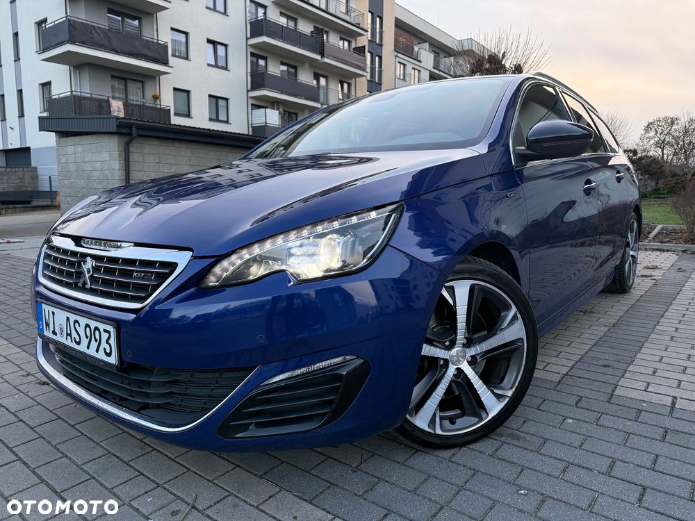 Peugeot 308 - 1