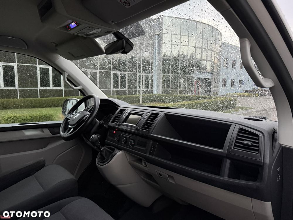 Volkswagen Transporter T6 - 12