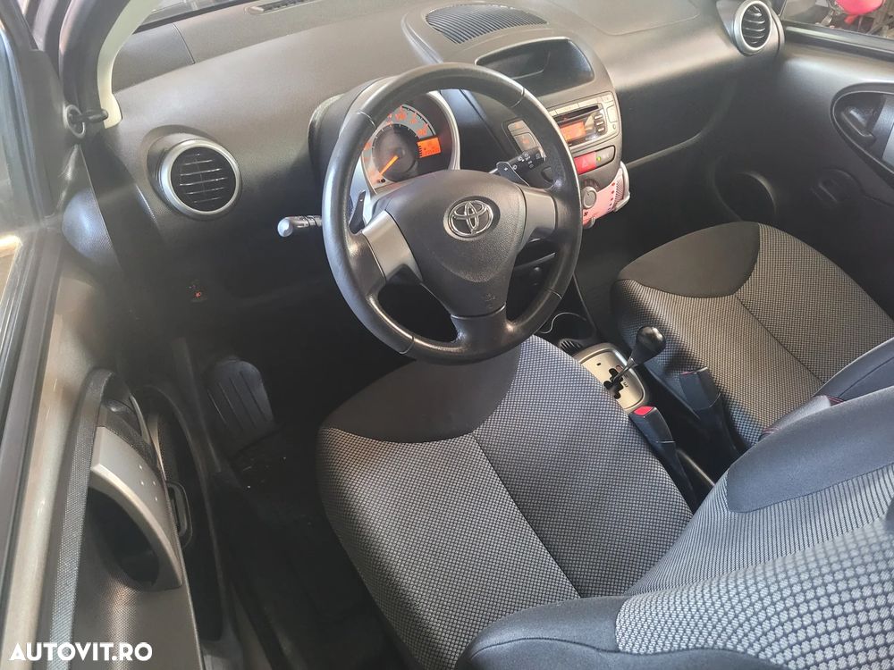 Toyota Aygo - 6