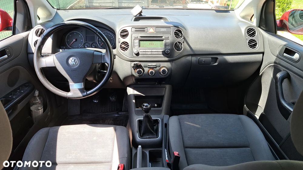 Volkswagen Golf Plus 2.0 TDI Goal - 21