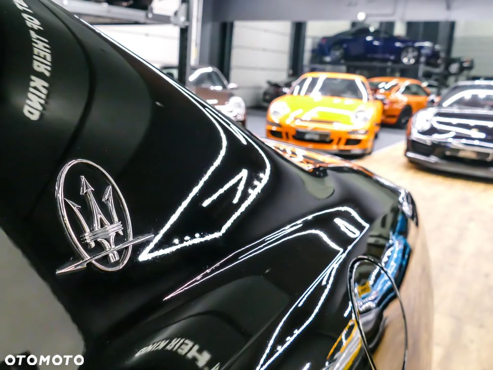 Maserati Quattroporte S - 24