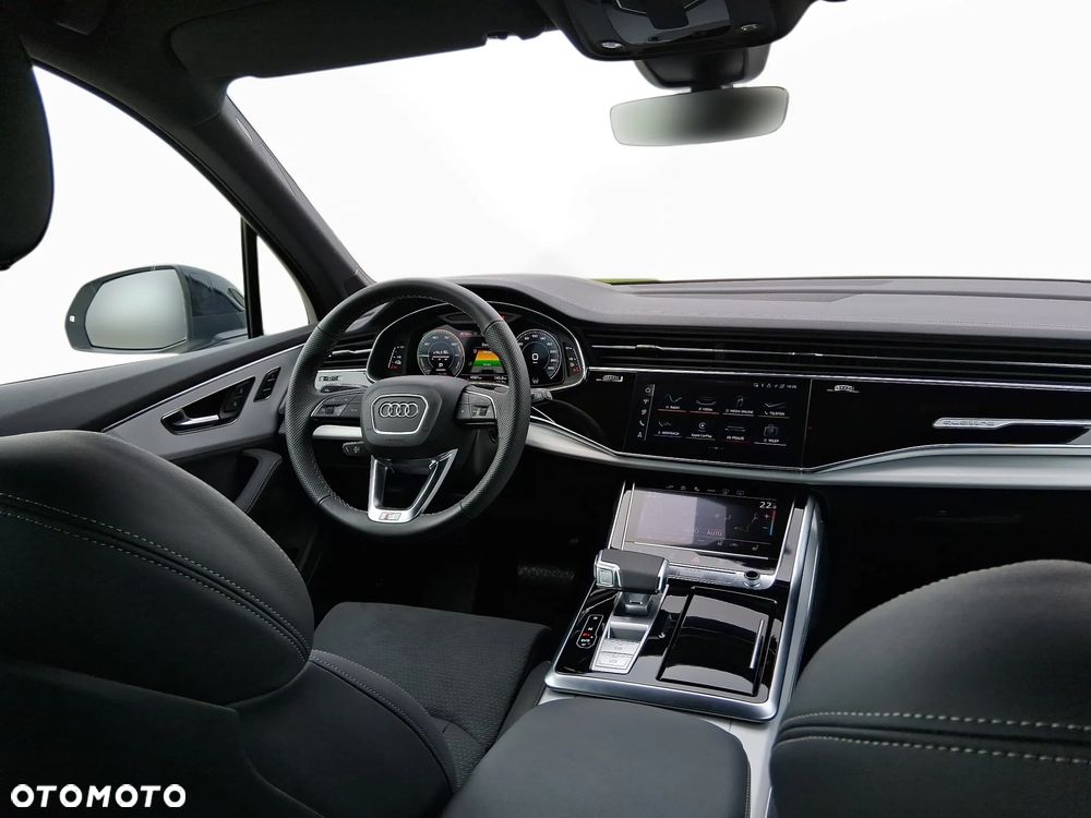 Audi Q7 55 TFSI e PHEV Quattro S Line Tiptr - 11