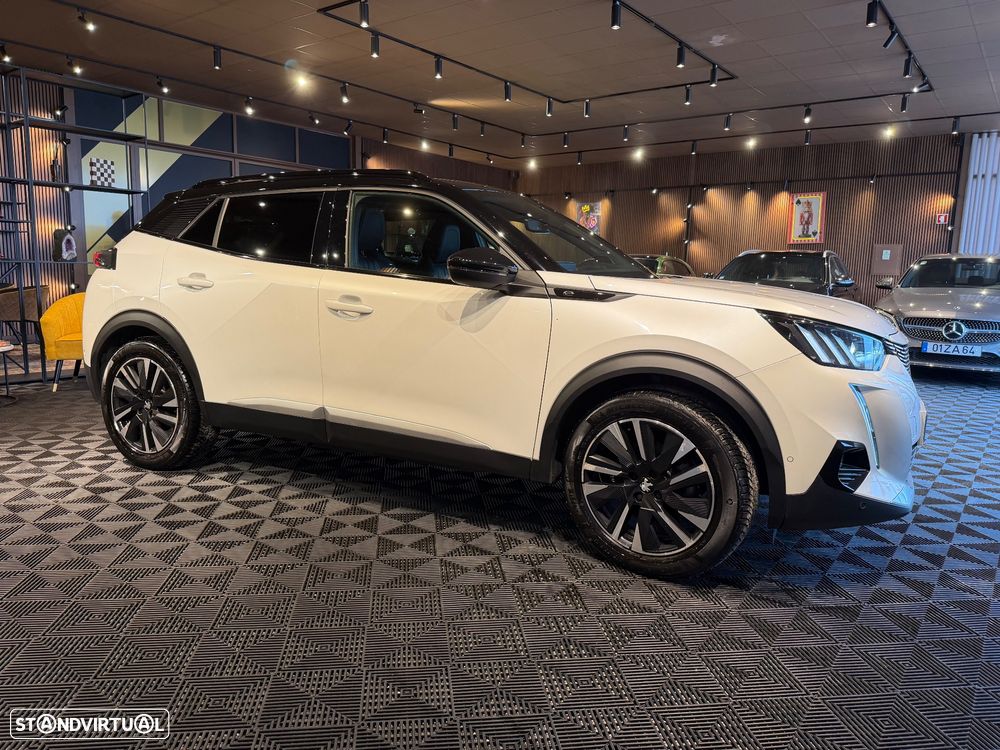 Peugeot e-2008 GT Pack - 7