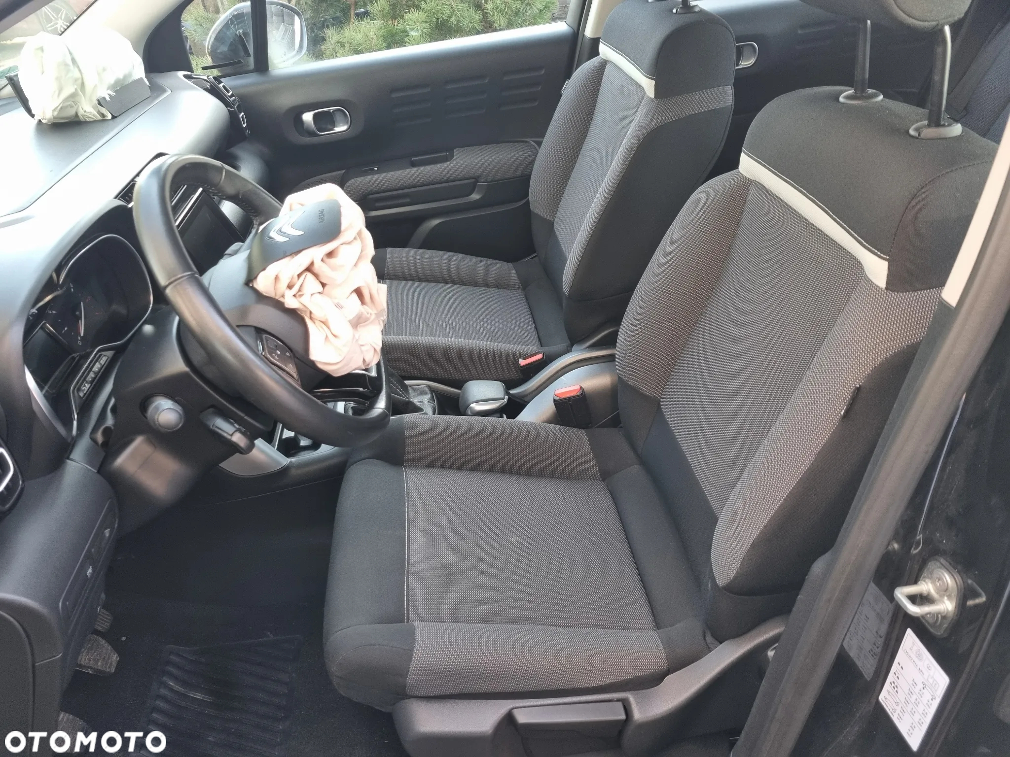 Citroën C3 Aircross PureTech 82 OPF Shine - 10