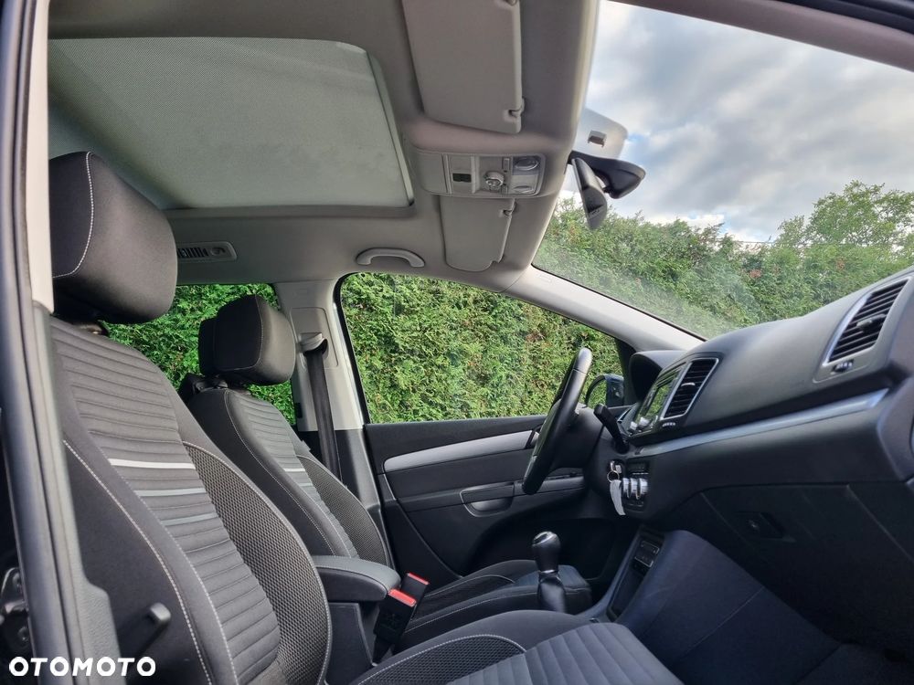 Volkswagen Sharan 1.4 TSI BlueMotion Technology Cup - 26