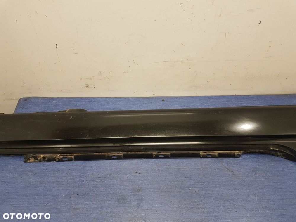 BMW 6 E63 NAKŁADKA NA PRÓG PRAWA PLASTIK - 3