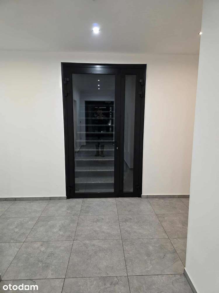 Kompleks biuro+hale produkcja meble , magazyny, itp. 3000m2 parking - Pełny obrazek: 5/20