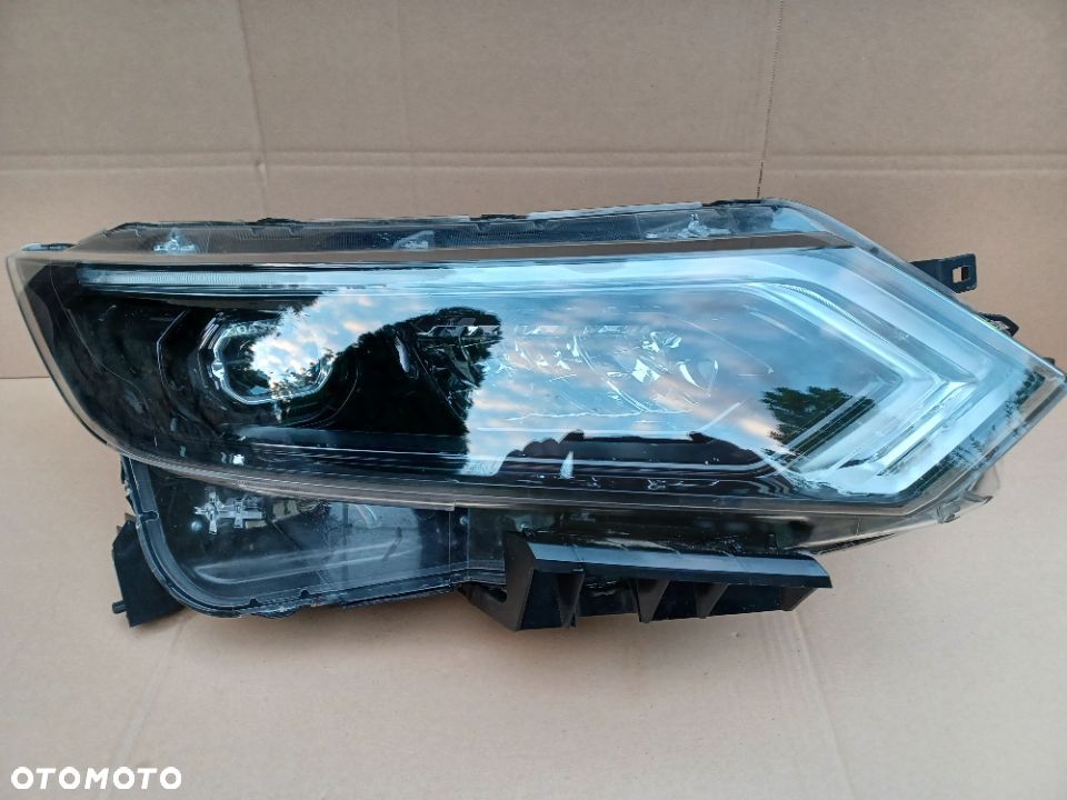 Full Led przedni prawy Nissan Qashqai II 2 lift N-TECH