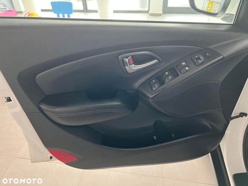 Hyundai ix35 - 23