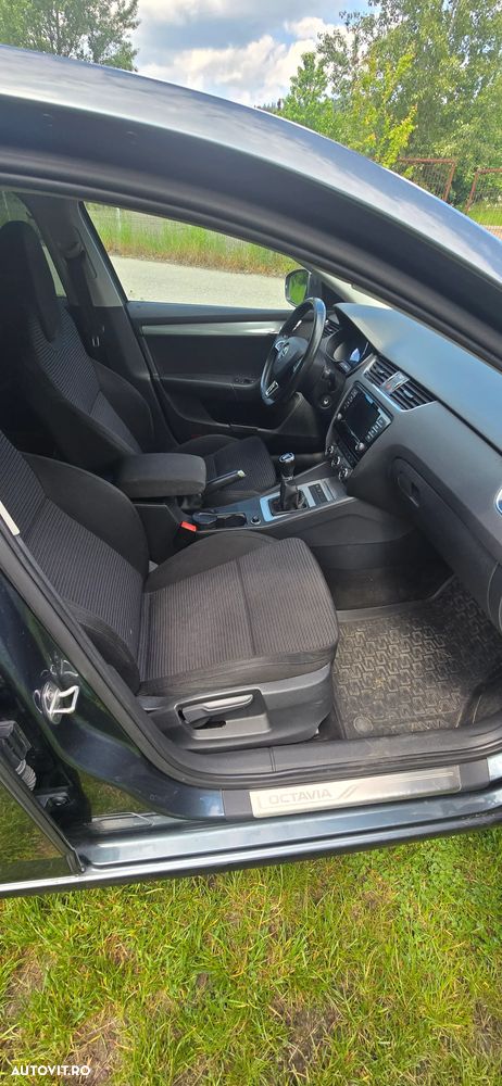 Skoda Octavia 2.0 TDI Style - 13
